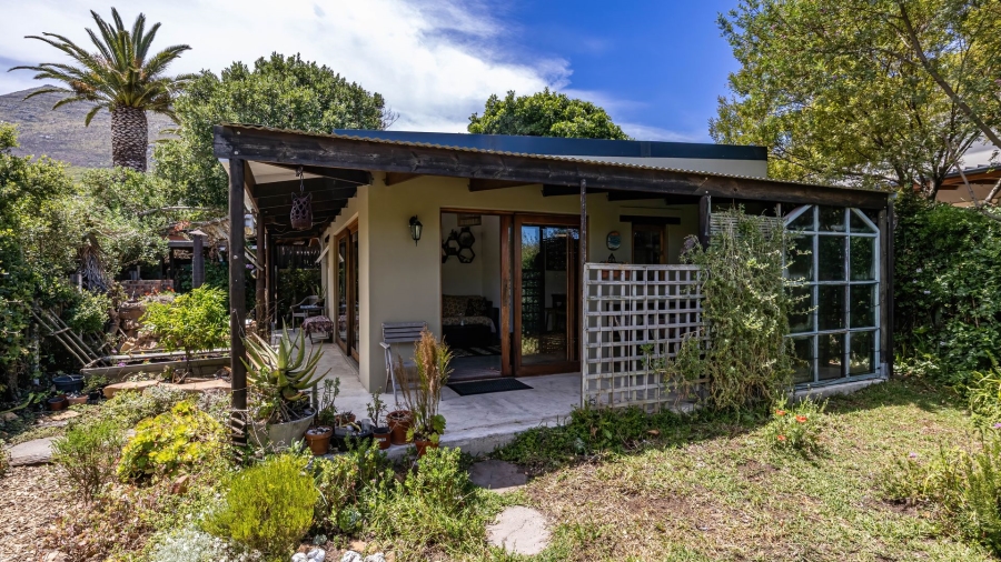 4 Bedroom Property for Sale in San Michel Western Cape